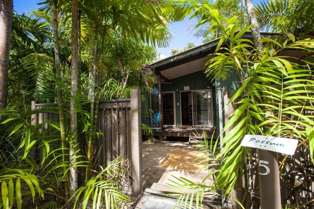 Cassawong Cottages ミッション・ビーチ エクステリア 写真